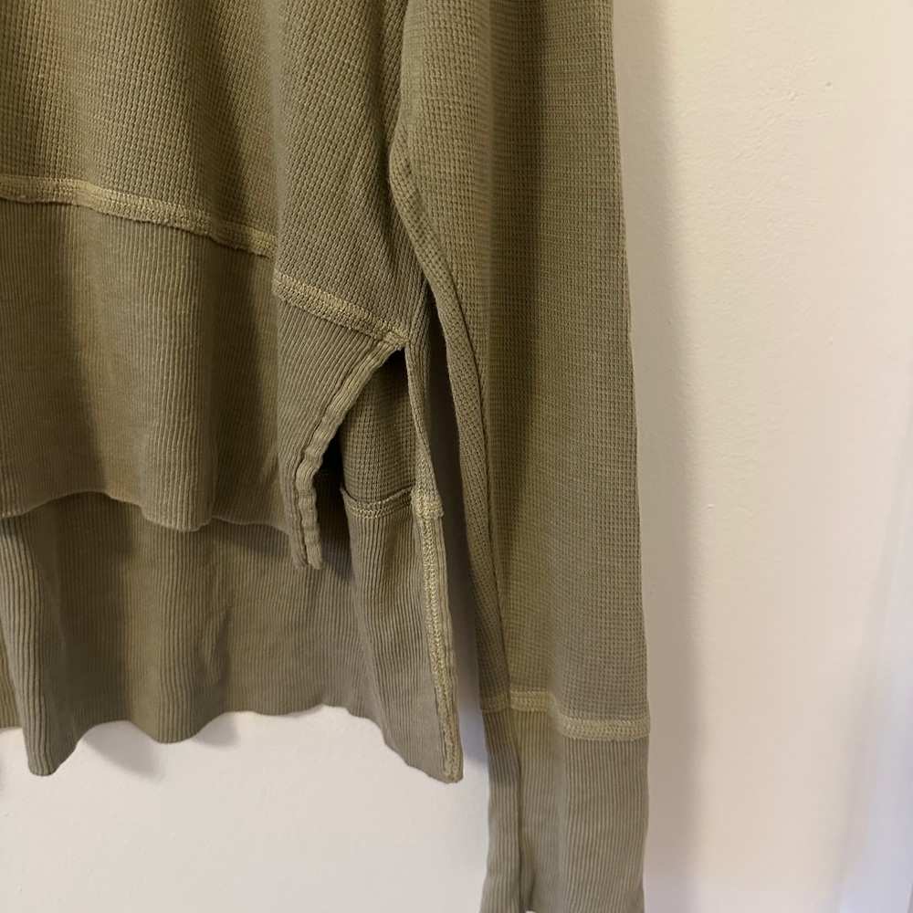 LA Made Long Sleeve Tee in Olive Green | Size Small - Picture 2 of 7